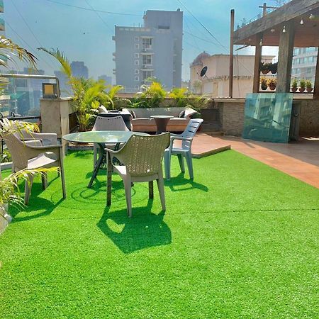 Bandra'S Prime Luxurious 2 Bhk Lägenhet Mumbai Exteriör bild